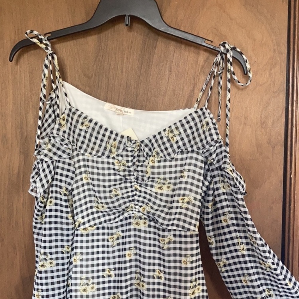 rewind dress check flower print cut out in back w ruffle XL jrs - Picture 7 of 17